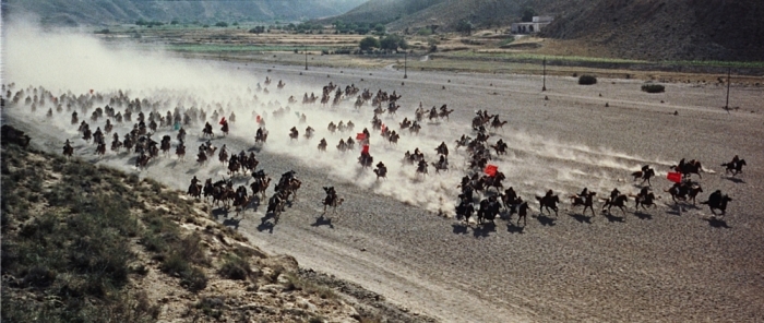 lawrence-of-arabia-1962-002-long-shot-camel-horse-riders